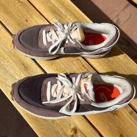 Nike Waffle Debut EUC - Picture 6 of 11